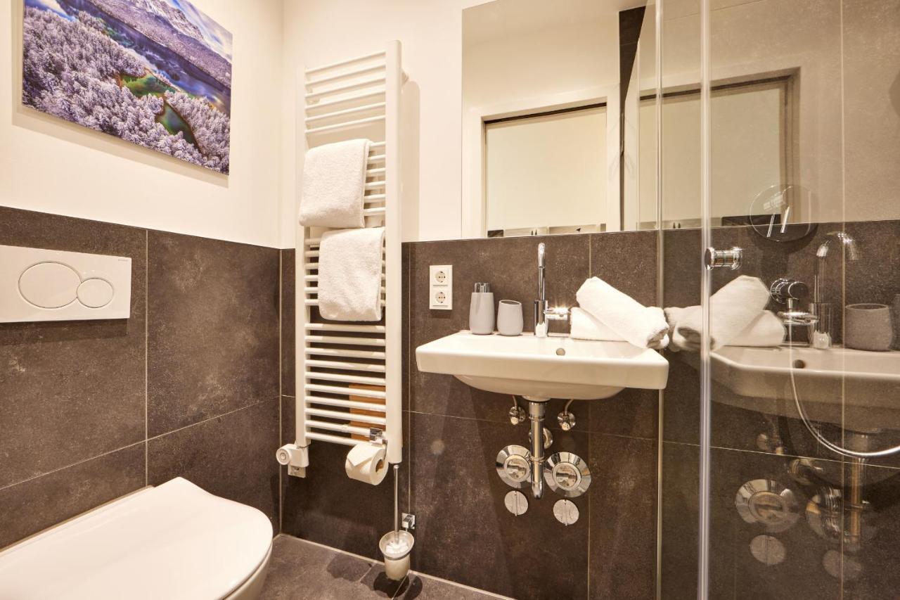 Bergjuwel Apartment การ์มิช-พาร์เทนเคียร์เชน ภายนอก รูปภาพ